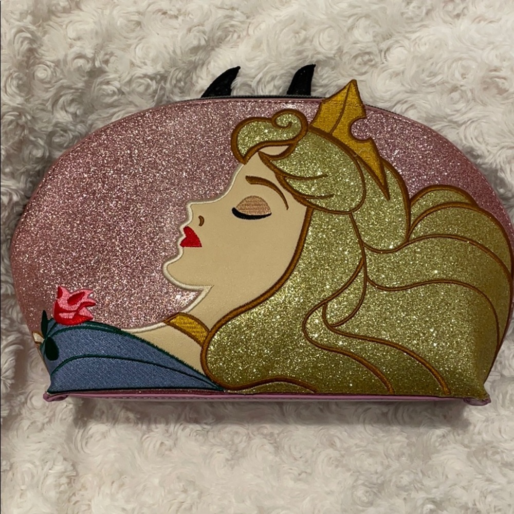 Danielle Nicole Disney Sleeping Beauty Makeup Bag